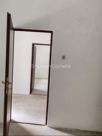 De vânzare casă cărămidă, zonă ultracentrală Focșani, teren 612 mp - 2
