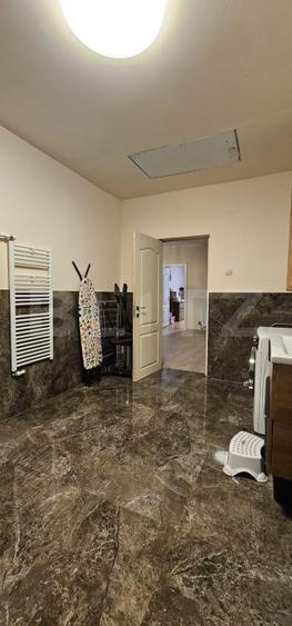 Casa de vanzare, 3 camere, 136 mp - Deva