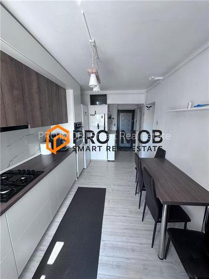 Apartament 3 camere decomandat zona Centru - 7
