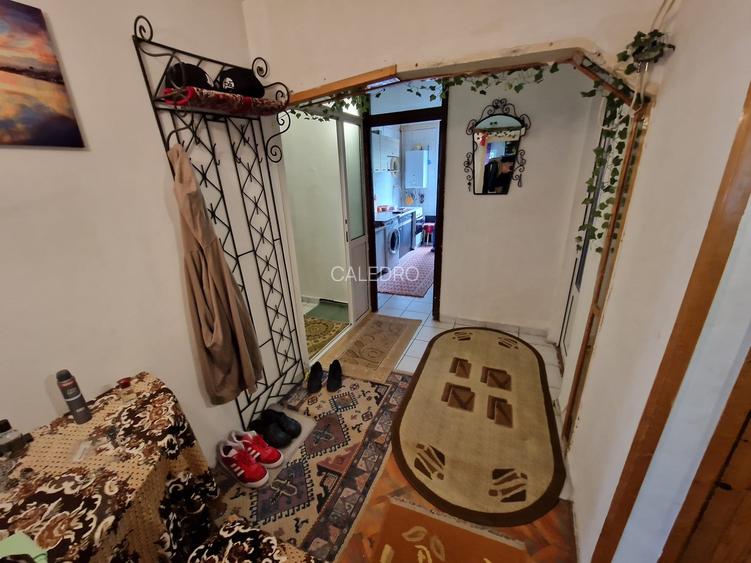Apartament 4 camere  semicentral zona strazii Bucuresti - 3