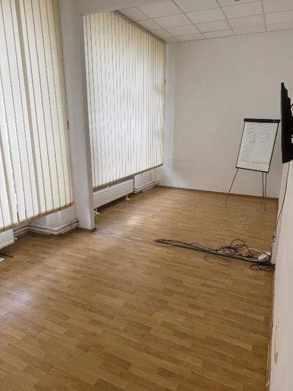 DE VÂNZARE – SPAȚIU COMERCIAL ȘI DE BIROURI, 722 MP, ZONA CENTRALĂ,