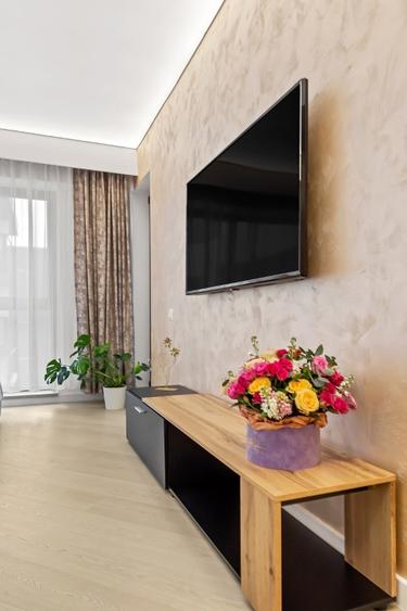 De închiriat: Studio Premium Cortina North | Loc de Parcare Subteran Inclus