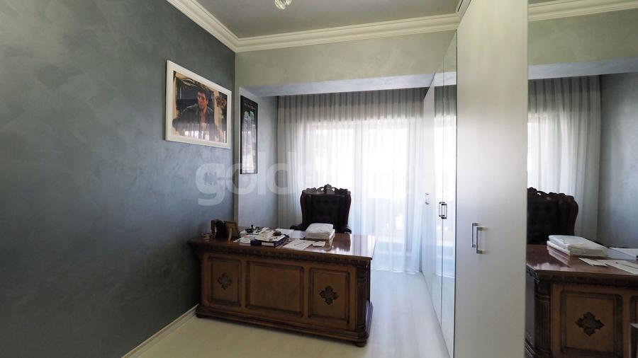 Apartament insorit cu 4 camere, 3 bai | garaj si boxa