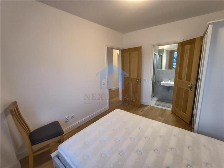 Apartament 3 camere, Piata 1 Mai