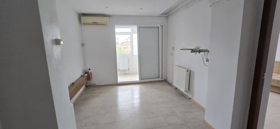 Vânzare apartament 3camere, micro 6 Târgoviște