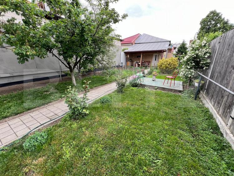 Casa, 4 camere, 400mp, zona Parc