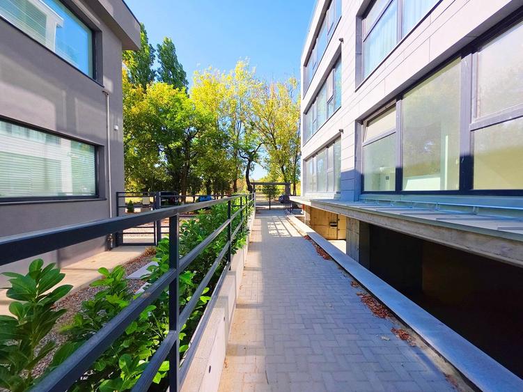 Sp. Unirii /N.Grigorescu| 3 Camere Decomandat |3 Băi |2 Locuri parcare