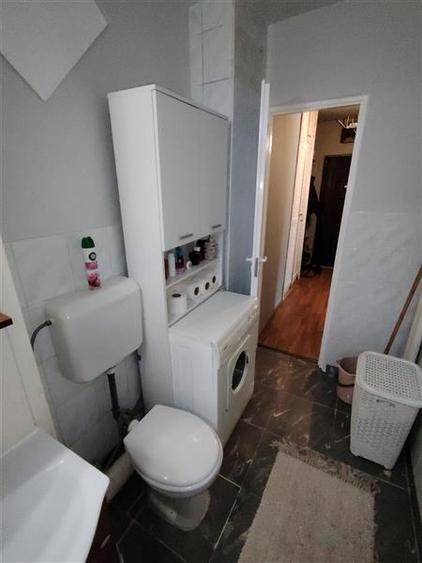 Apartament cu 2 camere (Gheorgheni, Cart. Florilor, 50 C)