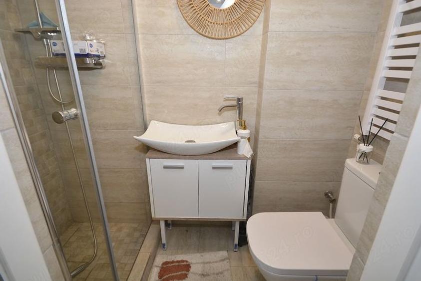 Pta Romana Inchiriez ap 4 cam vila recent renovata reconsolidata partial mobilat
