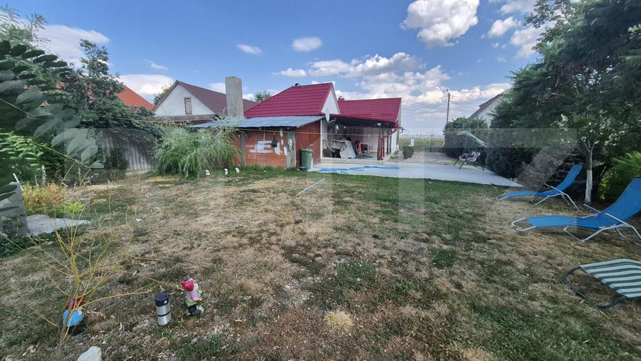 Casa cu 3 dormitoare de vanzare, 105 mp, teren 1810 mp, Botiz