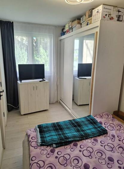 Vand apartament 2 camere, renovat complet, Aleea Savinesti, Tg. Mures