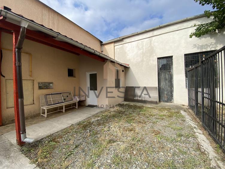 Garsoniera in casa de inchiriat cu loc de parcare, Intre Lacuri