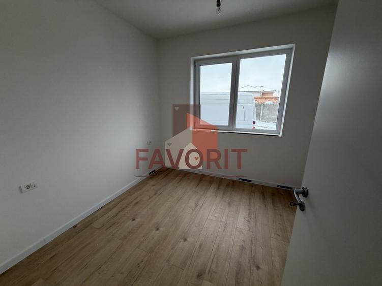 Disponibil imediat. Gradina proprie de 46 mp. 2 locuri de parcare in CF