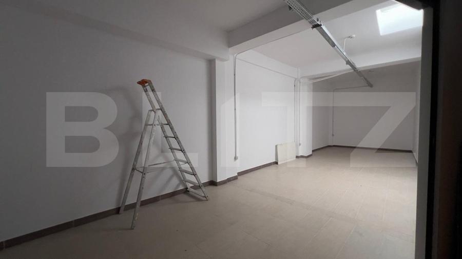 Spatiu comercial, 850 mp, Semicentral