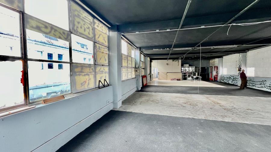 Obor - Veranda Mall - Spatiu  industrial - Comerciale (272 mp) la Etajul 1