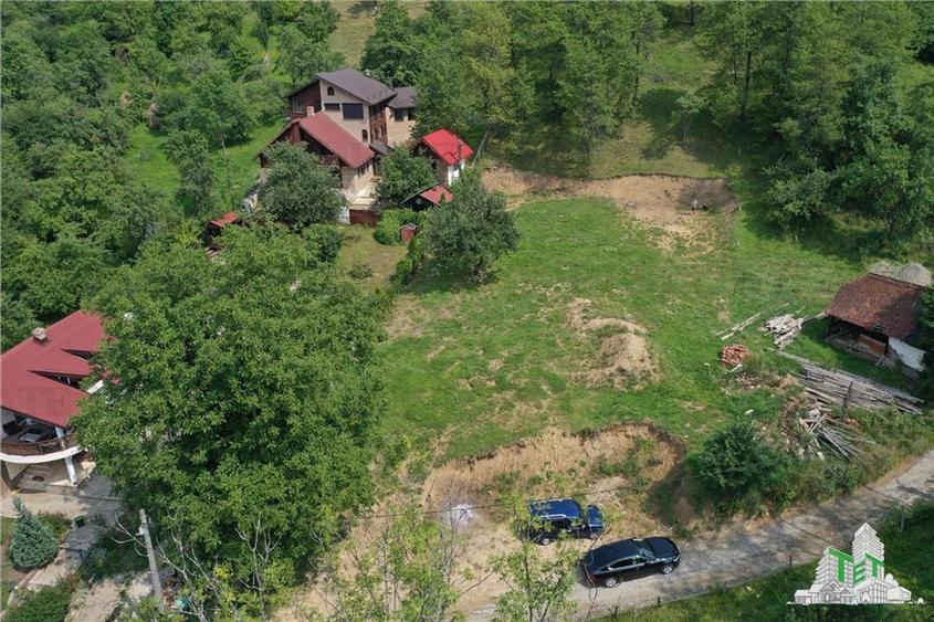 Teren intravilan pentru investitie turistica, 4000 mp, langa Club Vila Bran cu p