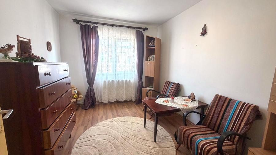 Apartament de vanzare 3 camere Sacele
