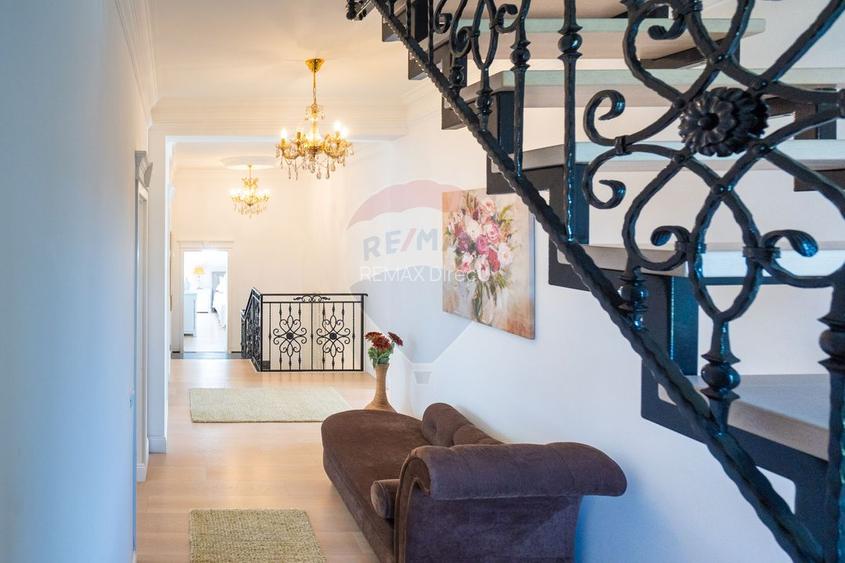 Casă de Lux de vânzare| Trivale- Pitești| 378mp Sdc| Teren 868mp - 35