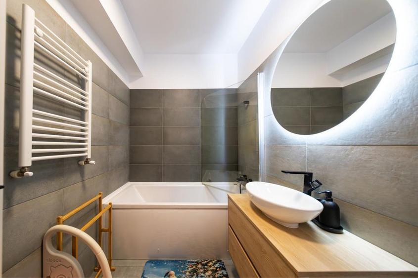 Apartament 3 camere, in mobil Lux tip boutique. Zona metrou Aparatorii Patriei.