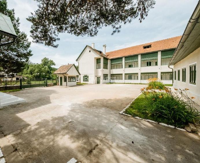 Vanzare rapida in Transilvania: proprietate in centrul orasului Abrud - 14
