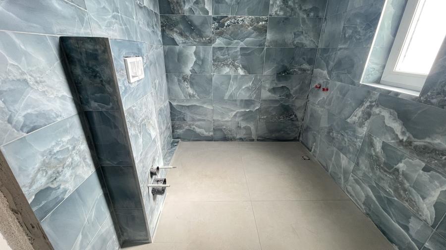 Duplex pe parter de vanzare in Bucovat