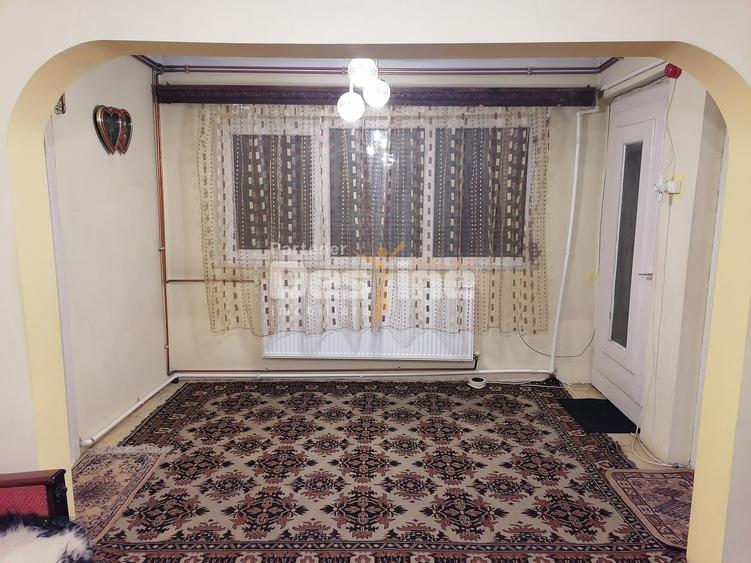 VANZARE CASA, SECTOR 1