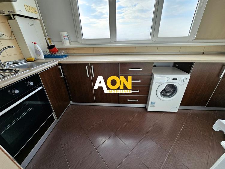 Apartament 2 camere, decomandat, mobilat, utilat, etaj 2, Centru