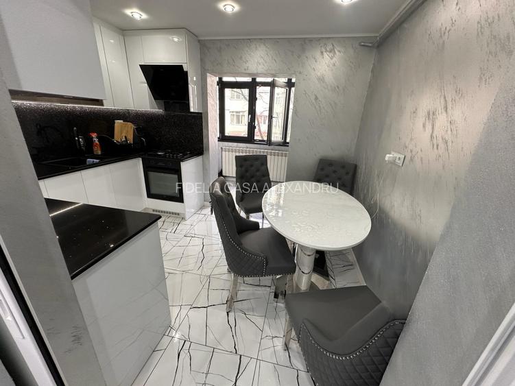 Apartament 3 camere de vanzare Dacia - 3