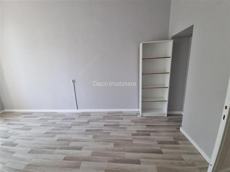 Apartament cu 2 camere, Central, Camera de Comert - 9