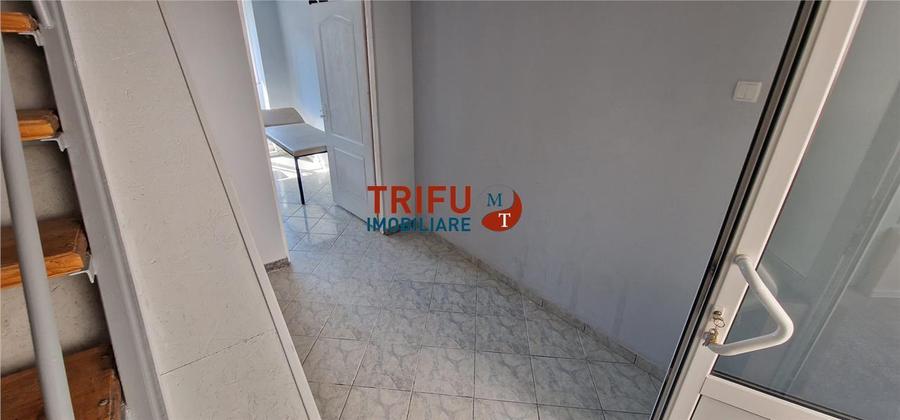 Spațiu de închiriat în Centru, ideal pentru salon de unghii – 40