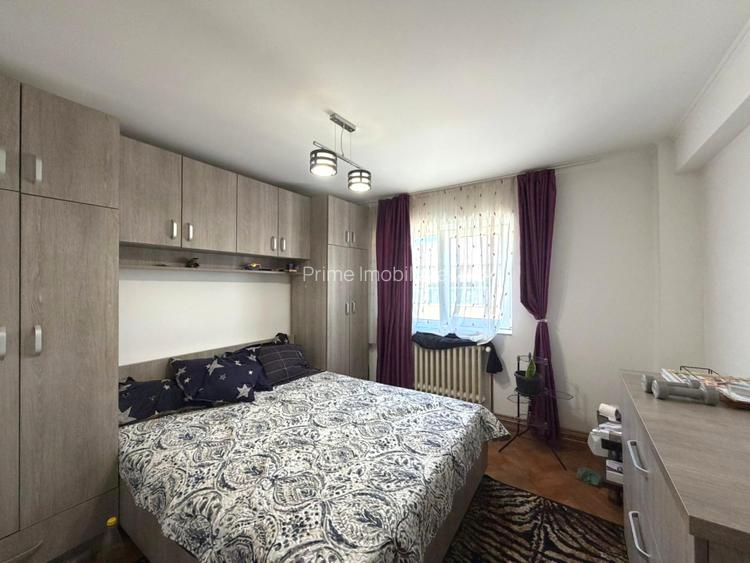 Apartament 3 camere, 67 mp, 2 bai +boxa +parcare - Cetate - 3