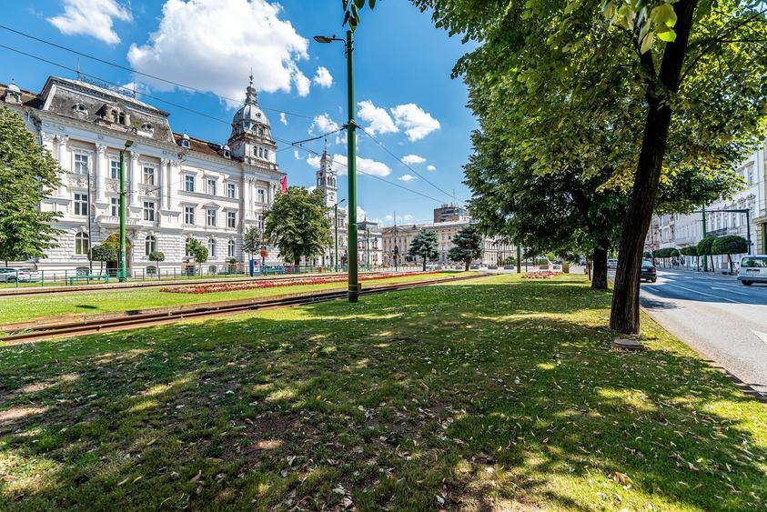 Apartament istoric pe Bulevardul Revoluției