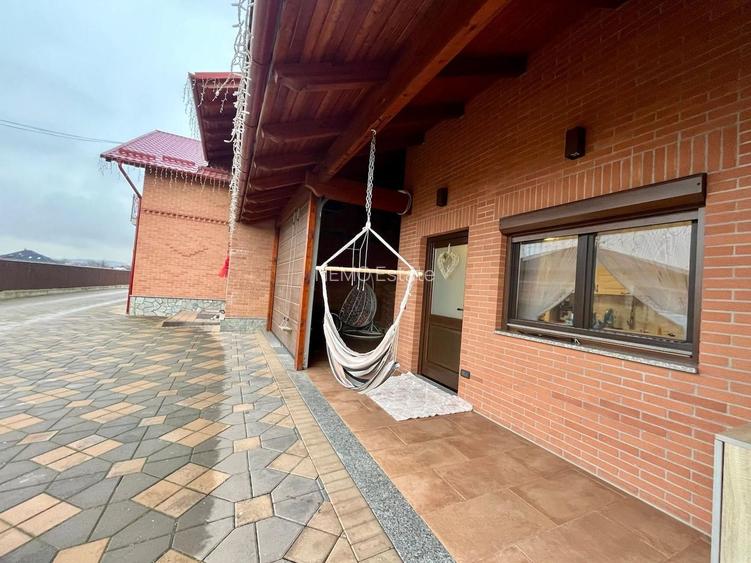 CASA COMPLET UTILATA SI MOBILATA MODERN CU GRADINA | 1100 MP |MARGINEA - 41
