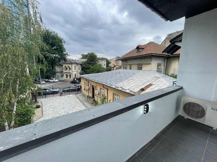 Birou Firma - Vila S+P+E - Str. Toamnei / Bd. Dacia