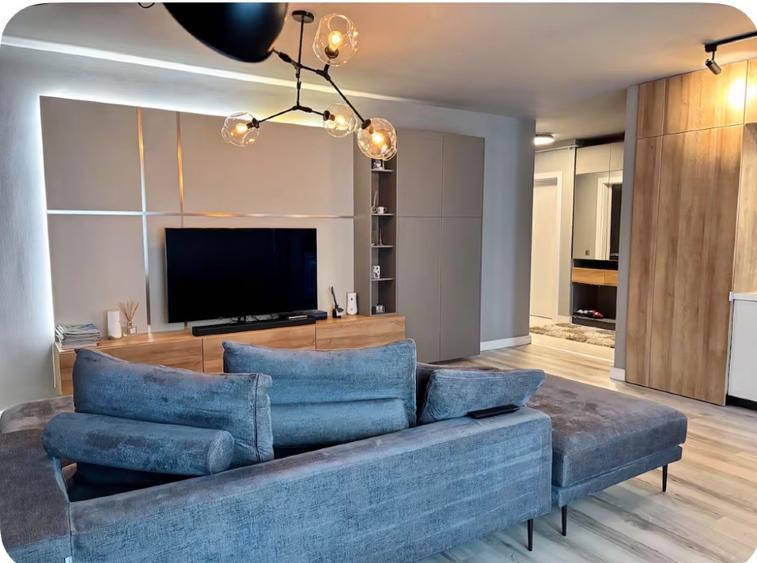 Apartament spațios si elegant de închiriat Iulius Mall/FSEGA