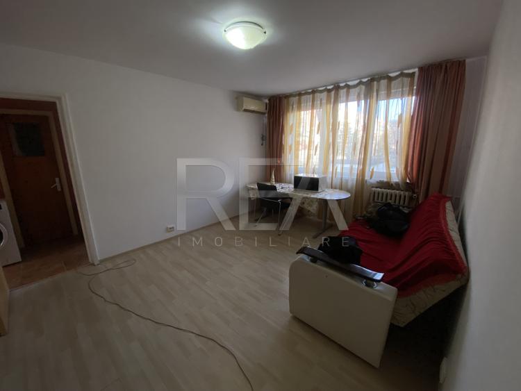 3 Camere-Etajul 1-Soseaua Alexandriei/Antiaeriana