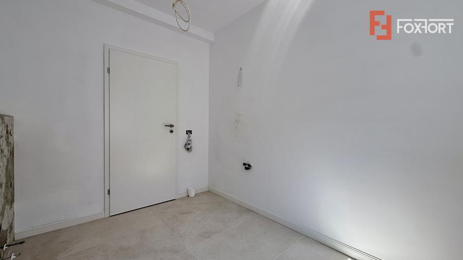Duplex deosebit, 4 camere - toate utilitatile - Ghiroda
