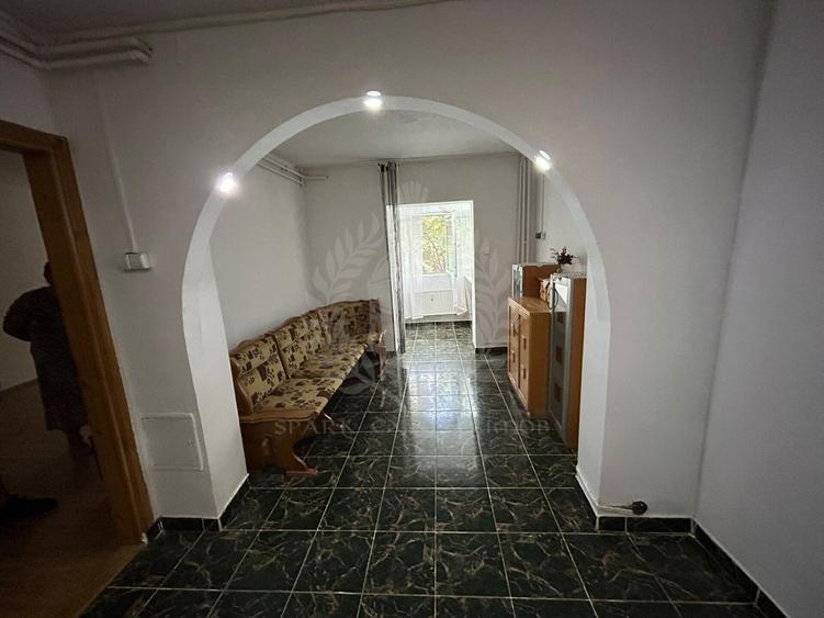 APARTAMENT 2 CAMERE //ZONA PALTINIS//INTRAREA REGIMENTULUI