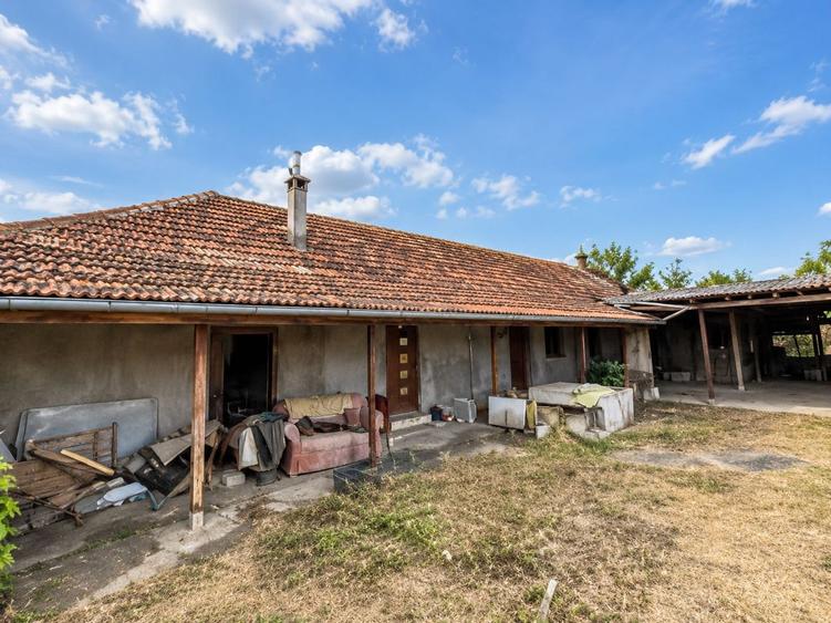 Casă de vânzare – Sântana Alexa Caporal