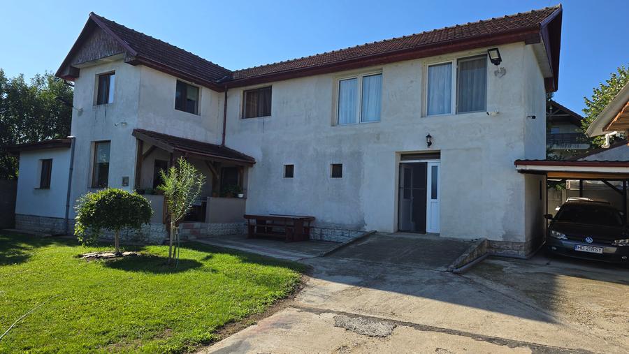 Vand casa in Deva, zona Zavoi, P+E, constructie din BCA si boltari,din anul 2011