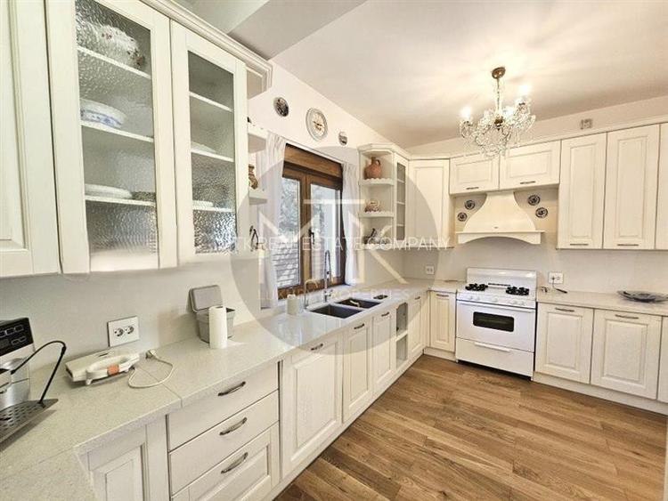 Exclusiv | Vila 5 camere Iancu Nicolae | 2 Locuri de parcare