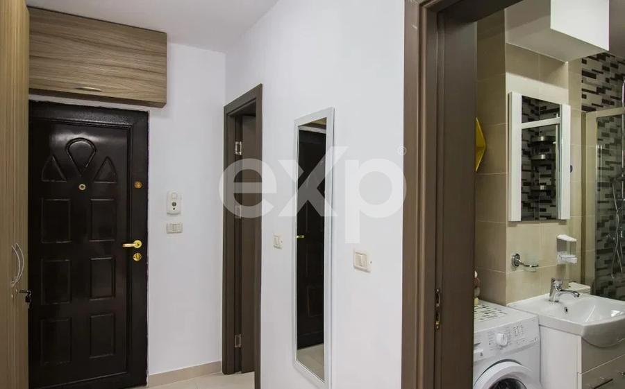 Vând Apartament 3 camere Tomis Nord, Constanța