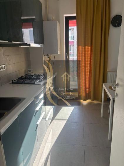 Proprietar inchiriere garsoniera cu loc de parcare inclus
