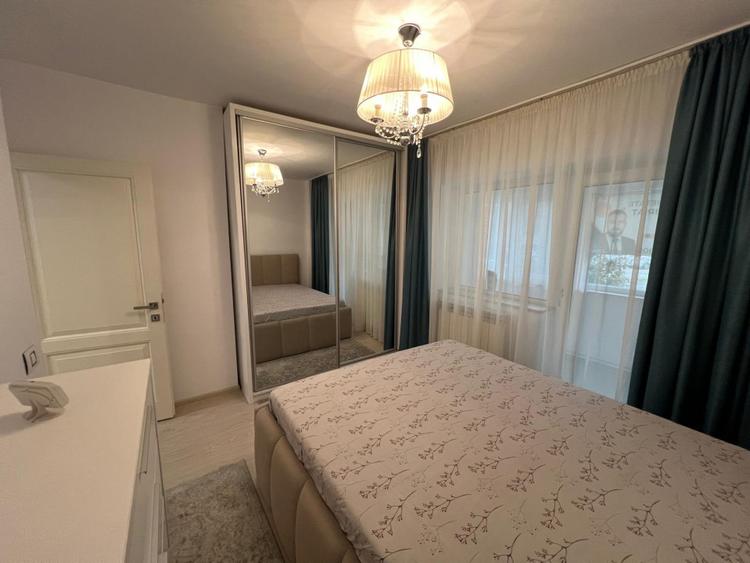 E3, 3 camere 100 mp, mobilat si renovat modern centrala, termica