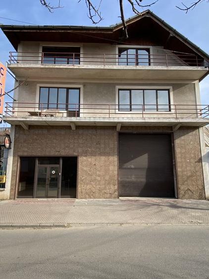 Cladire mixta de inchiriat in inima orasului