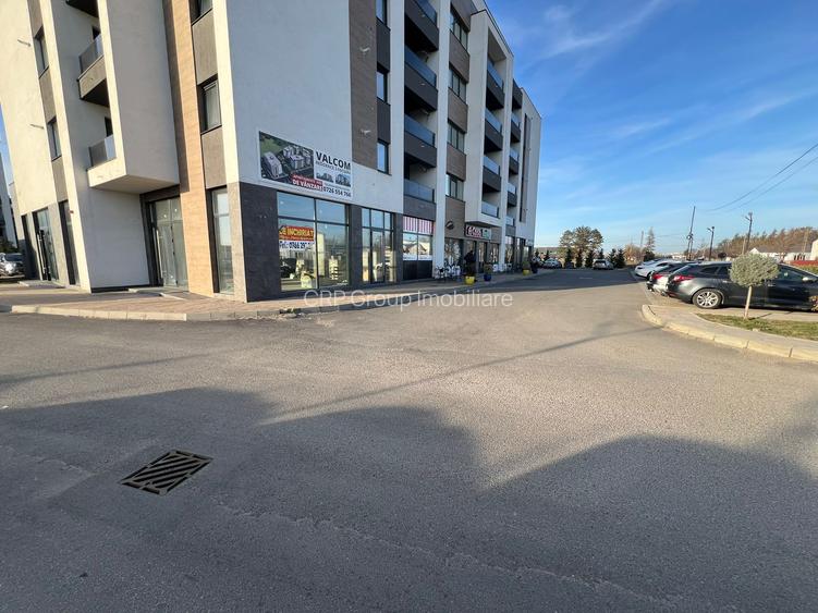 Spatiu comercial de inchiriat, 195 mp - complexul rezidential Valcom - 2
