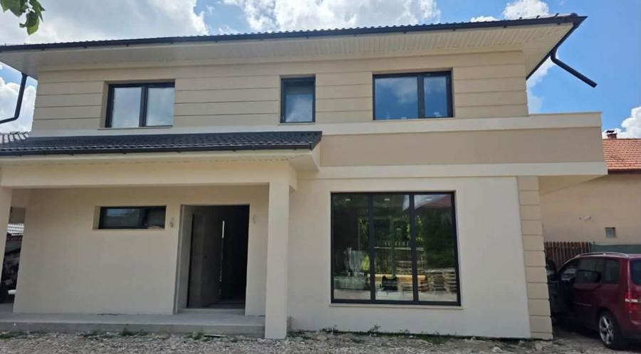 Casă individuală nZEB, 125 mp utili, garaj și teren 445 mp | Florești