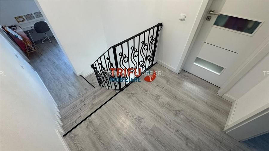Casa de vanzare 5 camere 579mp teren