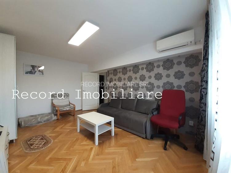 Apartament 2 camere decomandat cartier Grigorescu B-dul 1 Decembrie 1918