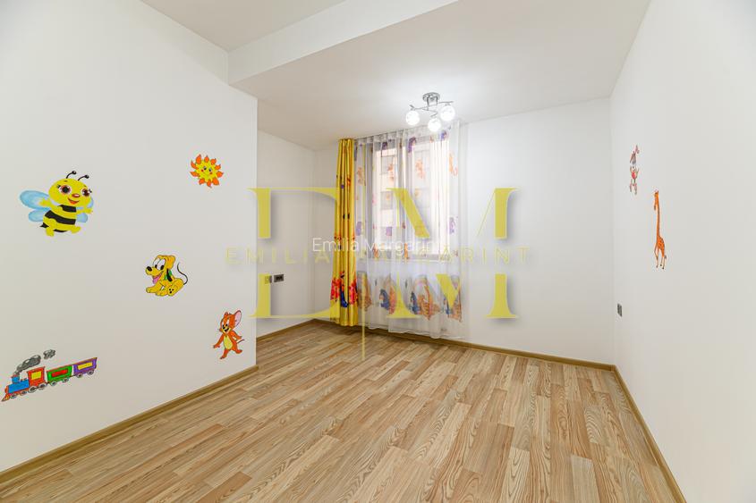 VANZARE : Apartament 3 camere 82 m2 + parcare + boxa, ISARAN - 6